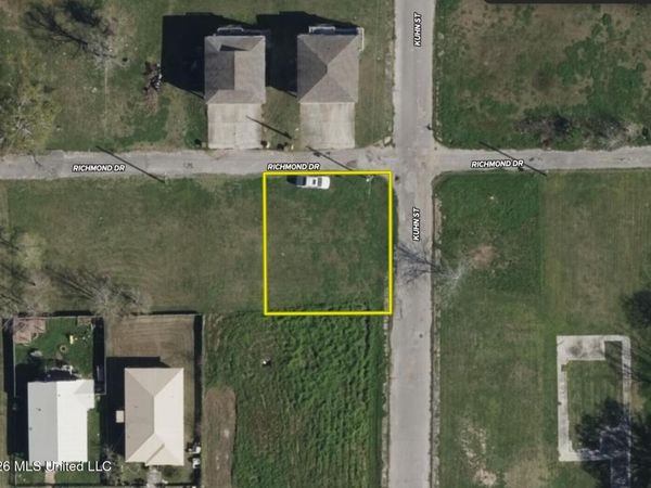 155 Kuhn Street, Biloxi, MS 39530