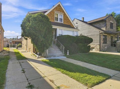 Main Photo