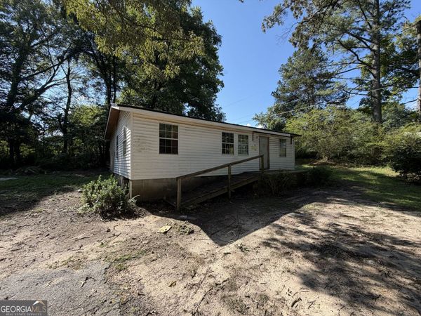 191 Merritt Circle, Dallas, GA 30132