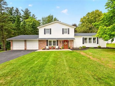 199 Thornell Road , Pittsford, NY 14534