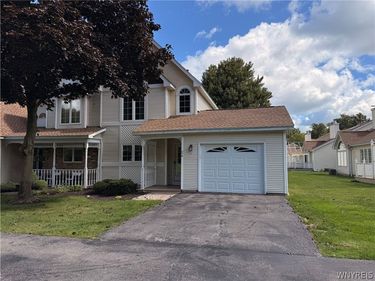 24 Sugar Berry Lane , Williamsville, NY 14221
