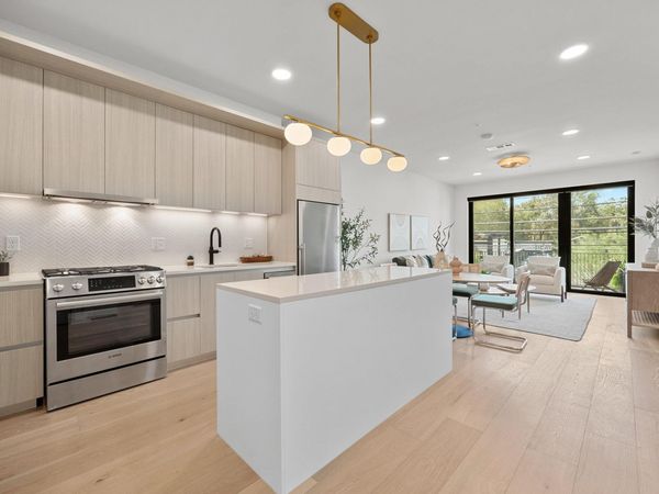 2209 S 1st ST , Unit 216, Austin, TX 78704