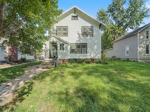 322 Tama Street, Boone, IA 50036