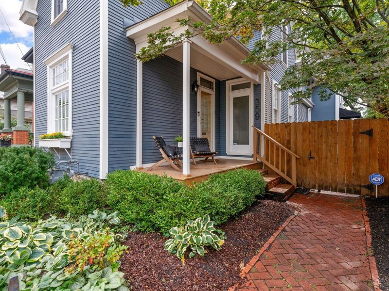 359 Jackson Street, Columbus, OH 43206 Photo 3