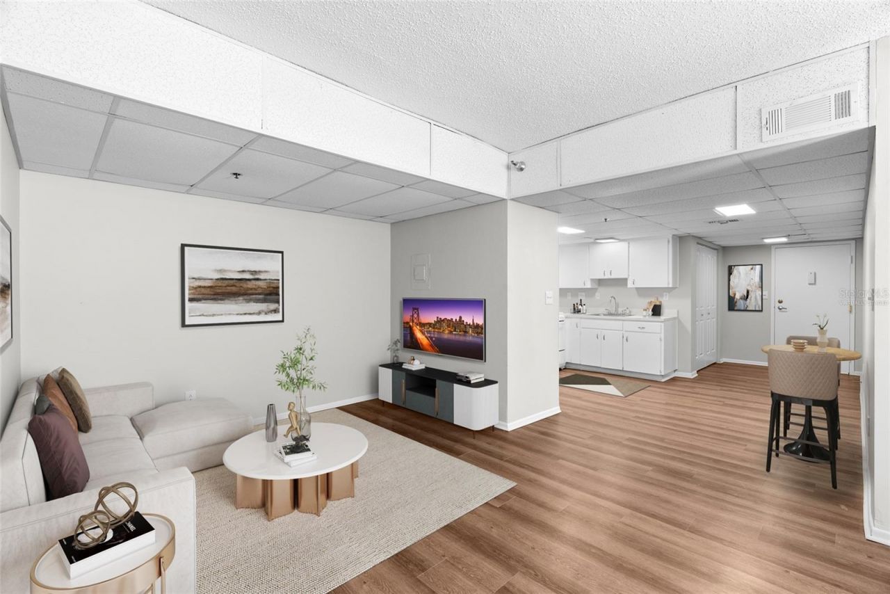 411 1st Avenue N, Unit 308, Saint Petersburg, FL 33701 Photo