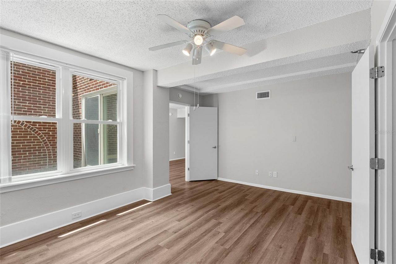 411 1st Avenue N, Unit 308, Saint Petersburg, FL 33701 Photo