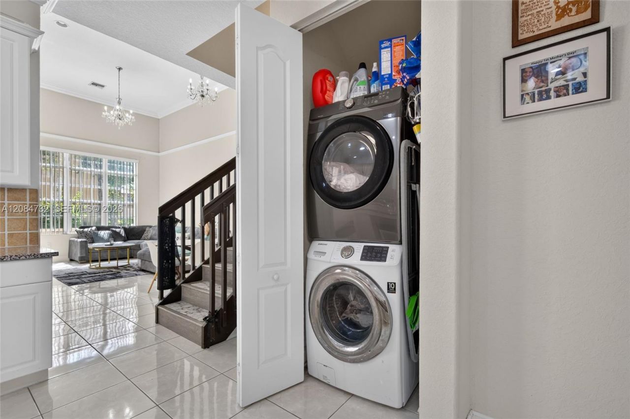 628 SW 147th Ter, Pembroke Pines, FL 33027 Photo