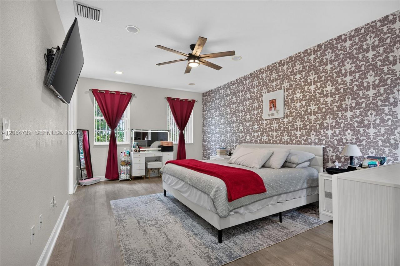628 SW 147th Ter, Pembroke Pines, FL 33027 Photo