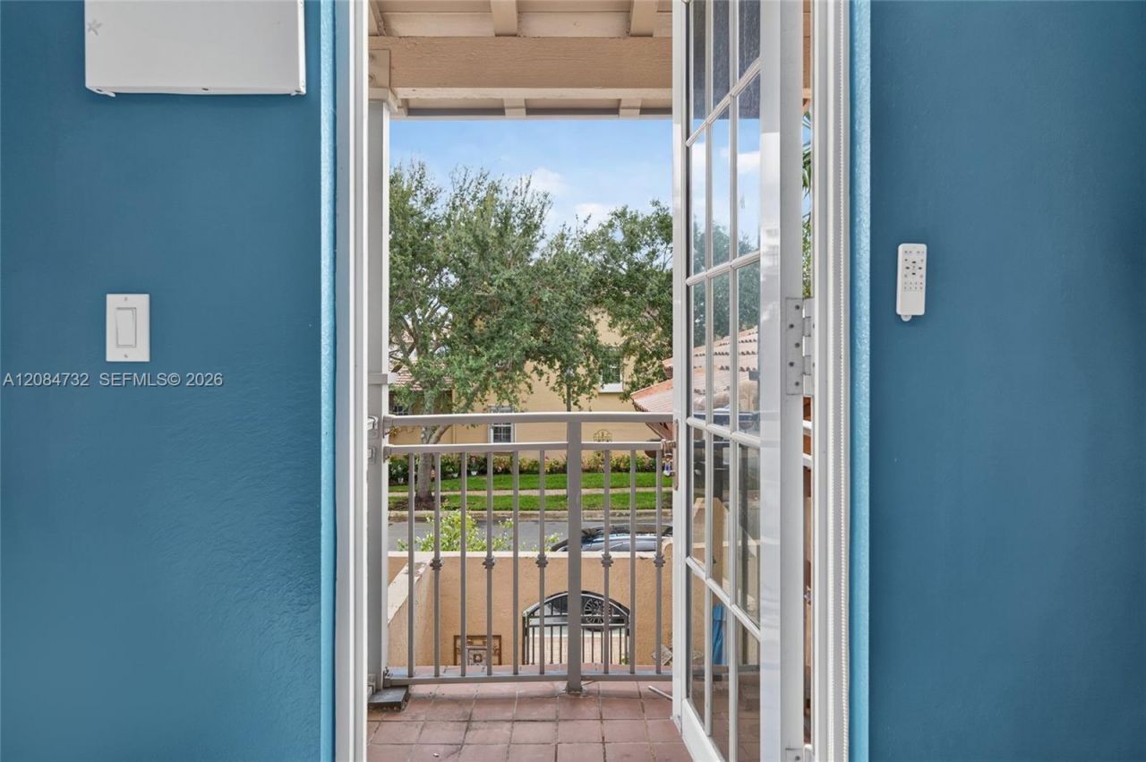 628 SW 147th Ter, Pembroke Pines, FL 33027 Photo
