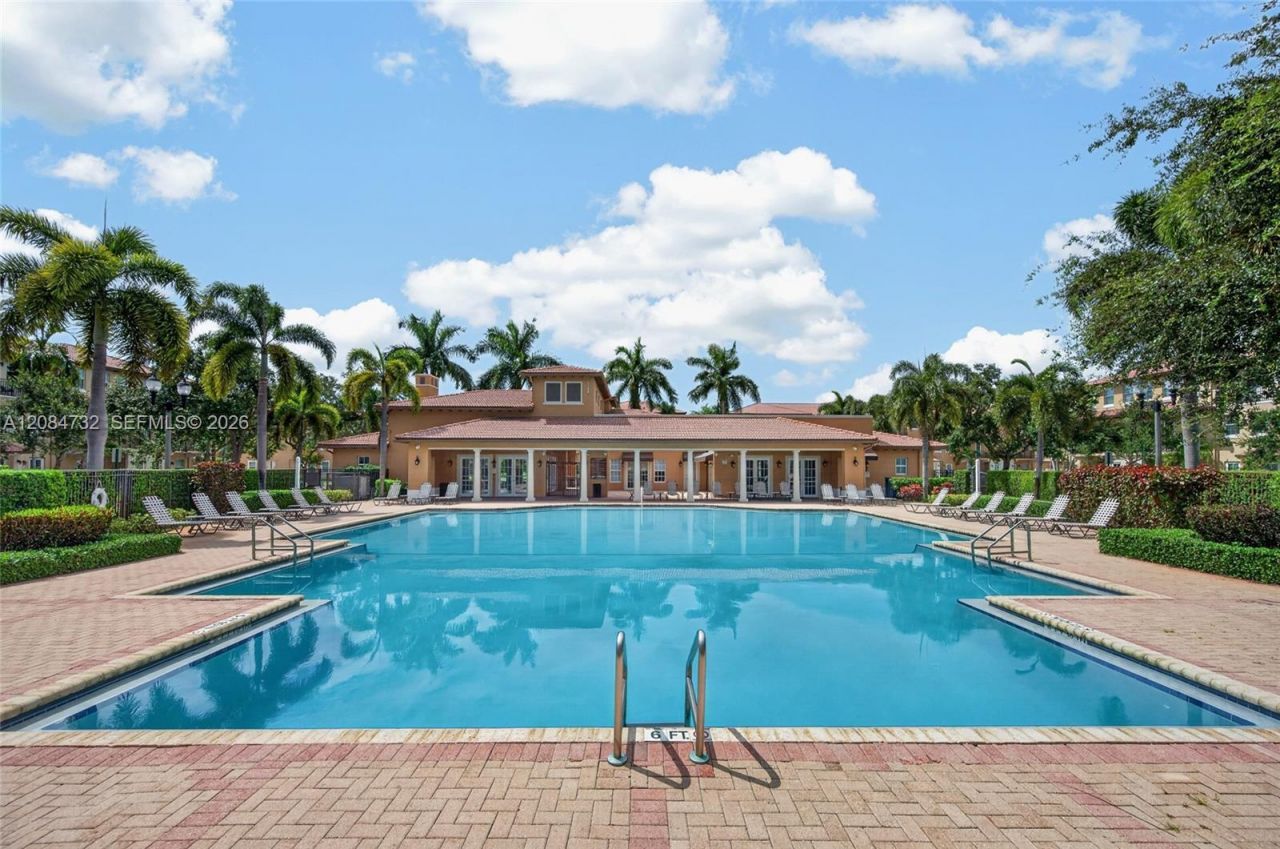 628 SW 147th Ter, Pembroke Pines, FL 33027 Photo