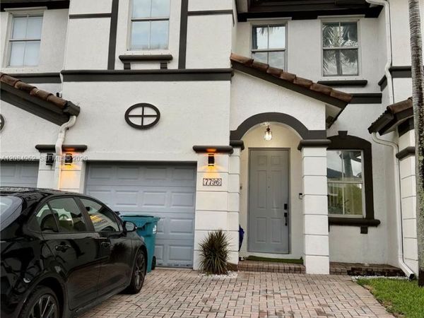 7796 NW 114th Pl, Doral, FL 33178