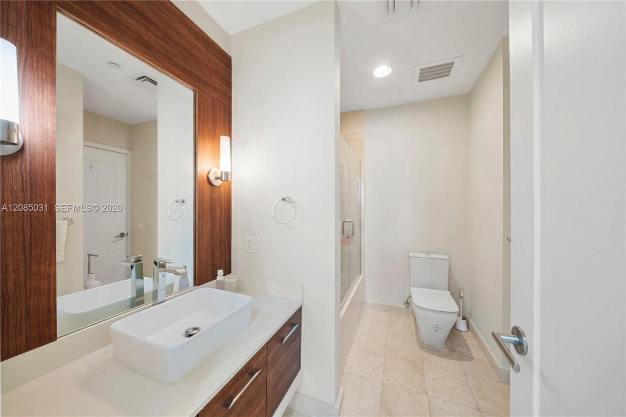 601 NE 27th St, Unit 1808, Miami, FL 33137 Photo