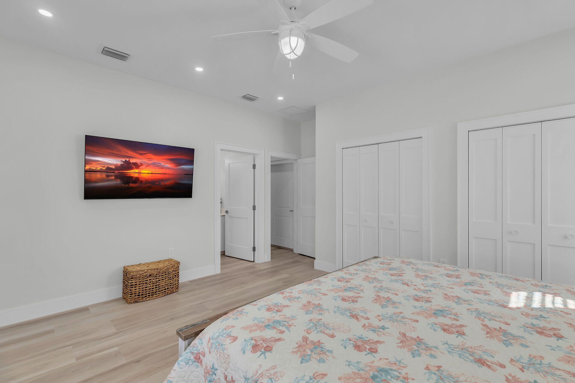 232 Sadowski, Key Colony, FL 33051 Photo