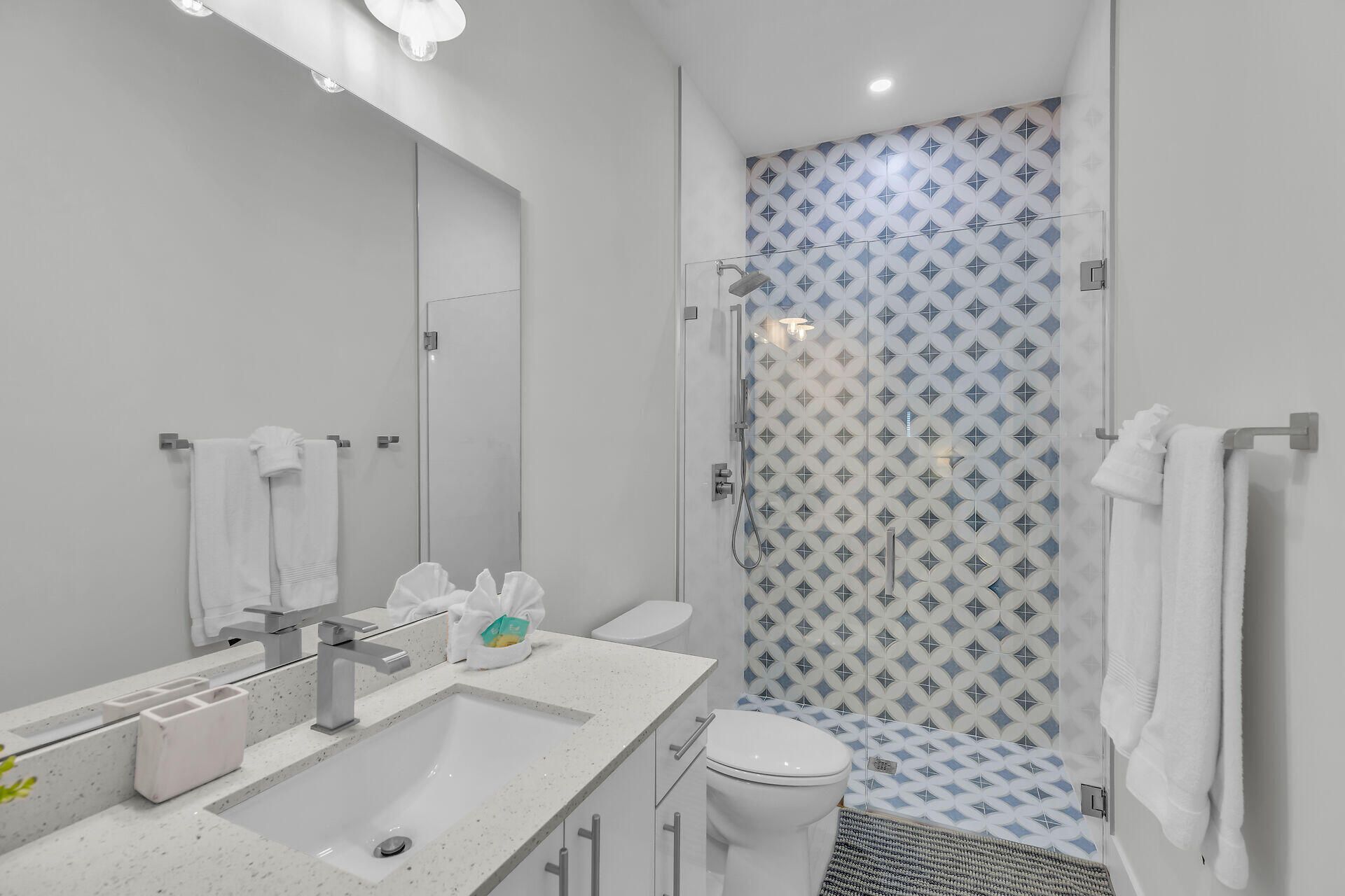 232 Sadowski, Key Colony, FL 33051 Photo