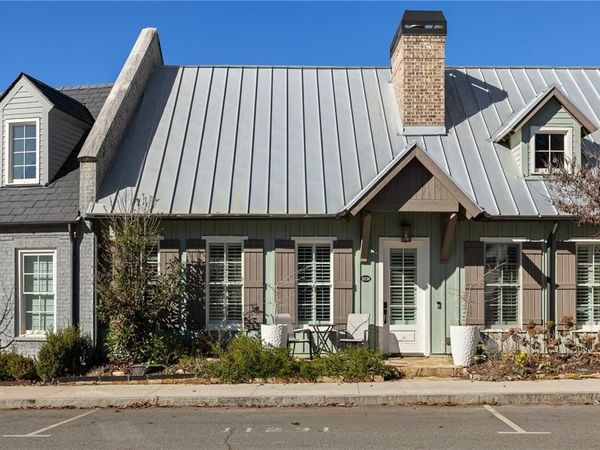 11231 Serenbe Lane , Chattahoochee Hills, GA 30268