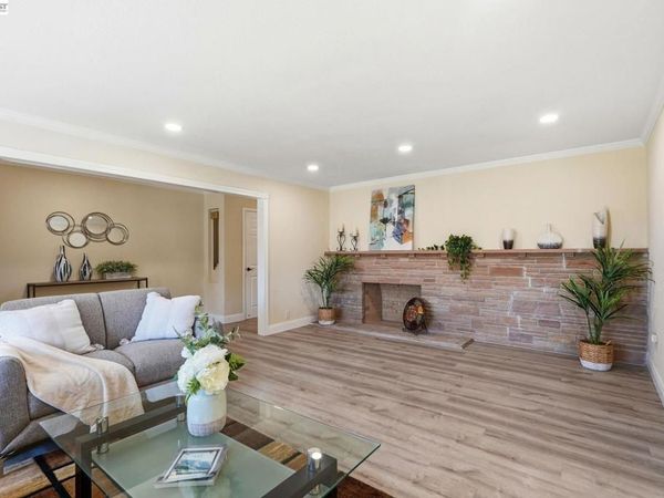 1204 Vistagrand Dr, San Leandro, CA 94577