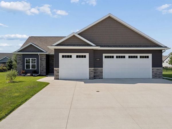 2146 CAROLINE COURT, Neenah, WI 54956