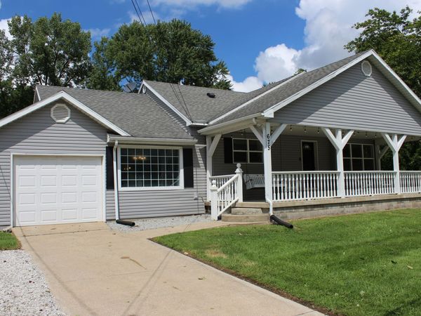 675 E U.S. Highway 40 , Brazil, IN 47834