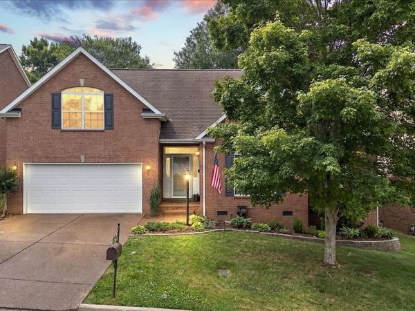 704 Sherbrooke Ct , Nashville, TN 37211