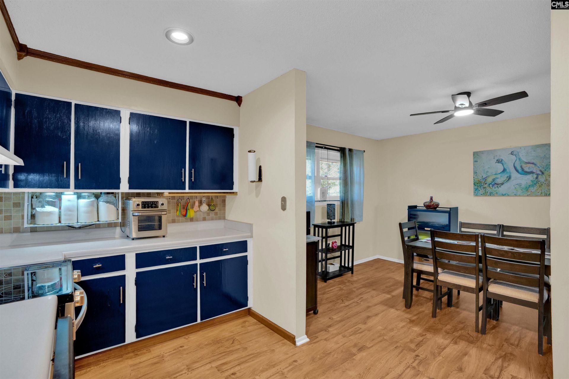 601 Riverhill Circle Photo 10
