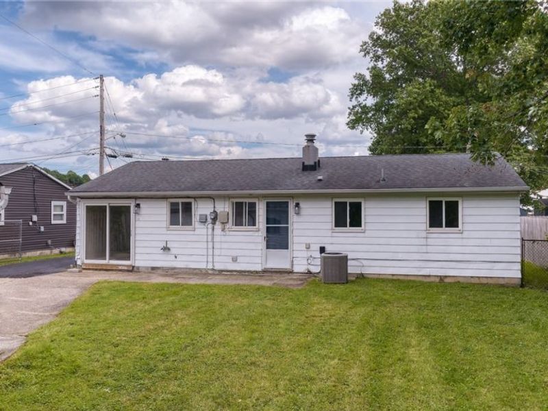 5830 Beech Drive, Mentor on the Lake, OH 44060 Photo 23
