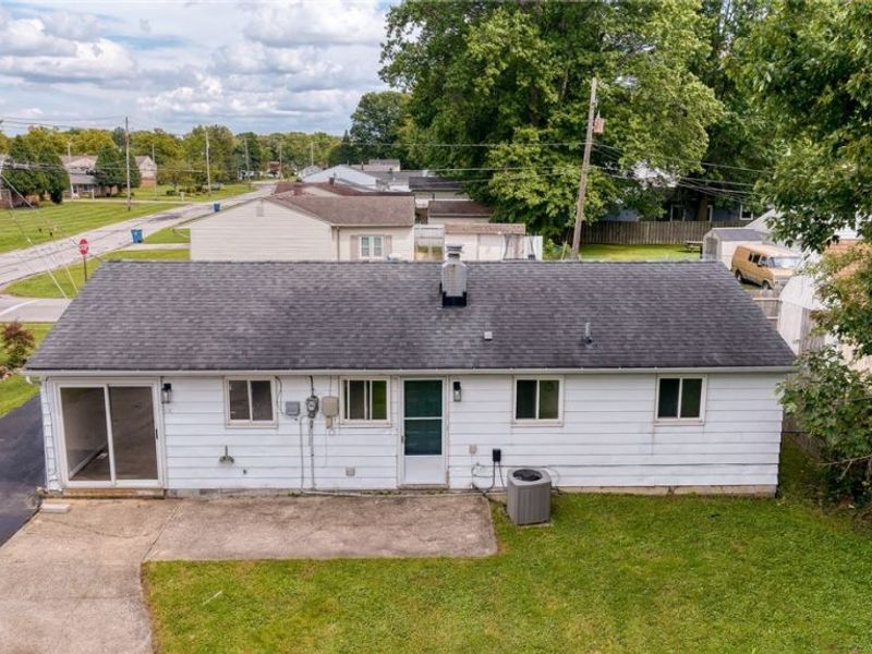 5830 Beech Drive, Mentor on the Lake, OH 44060 Photo 24