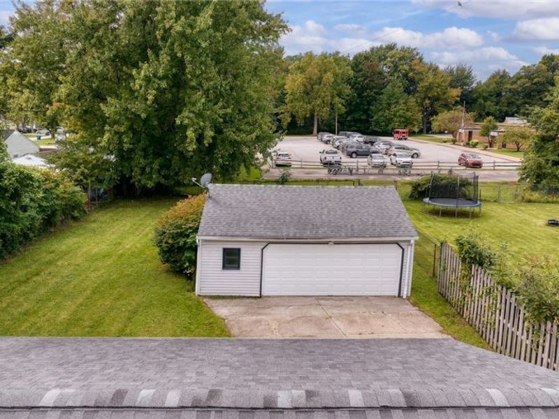 5830 Beech Drive, Mentor on the Lake, OH 44060 Photo 30