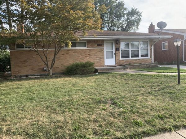 16790 Bell Avenue, Eastpointe, MI 48021
