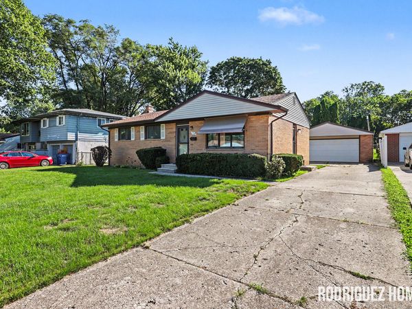 1732 Benjamin Avenue NE, Grand Rapids, MI 49505