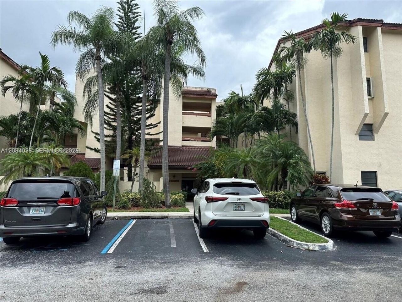 12455 SW 93rd Ter, Unit 204T, Miami, FL 33186 Photo