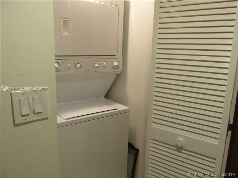 12455 SW 93rd Ter, Unit 204T, Miami, FL 33186 Photo