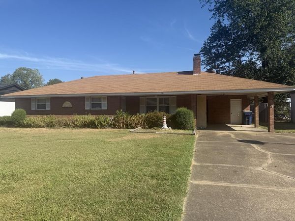 128 Terrace Dr., Gosnell, AR 72315