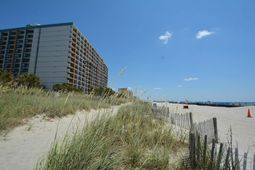 1605 S Ocean Blvd. photo 4