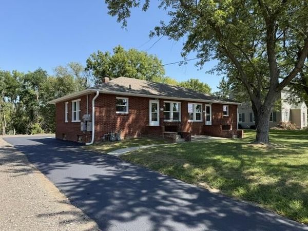 708 Upton Avenue, Springfield, MI 49037