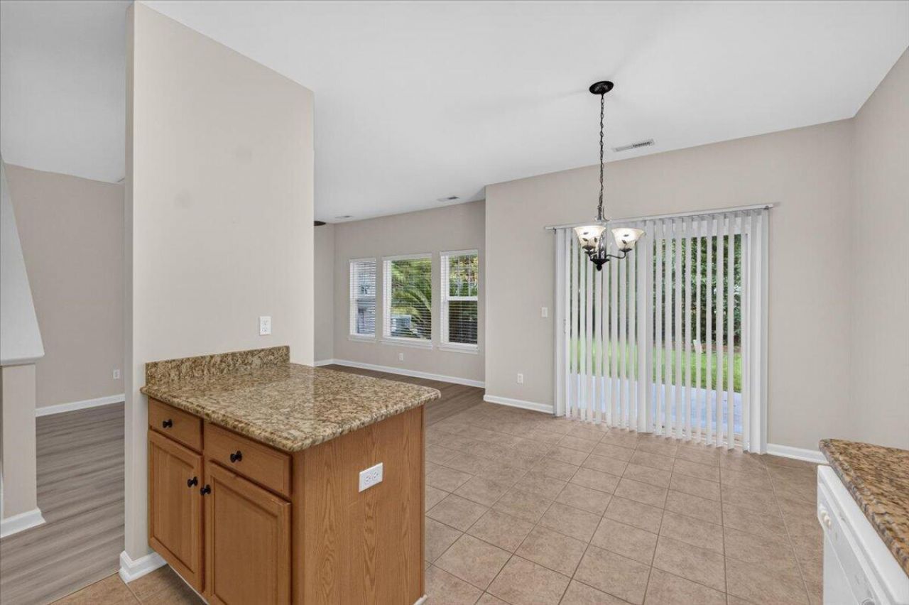 209 Grand Oaks Drive Photo 16