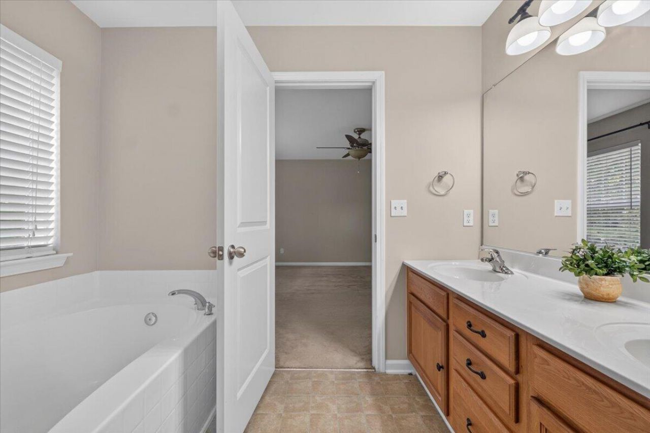 209 Grand Oaks Drive Photo 29