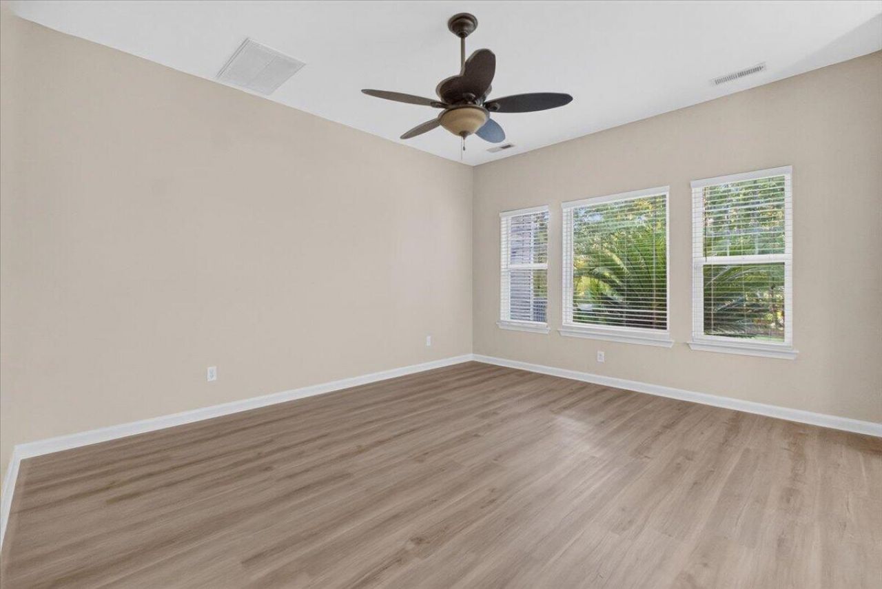 209 Grand Oaks Drive Photo 6
