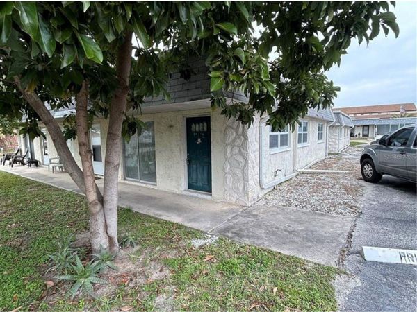 9800 HIDDEN LANE , Unit 1, PORT RICHEY, FL 34668