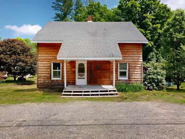 14 Union Street, Wilton, ME 04294