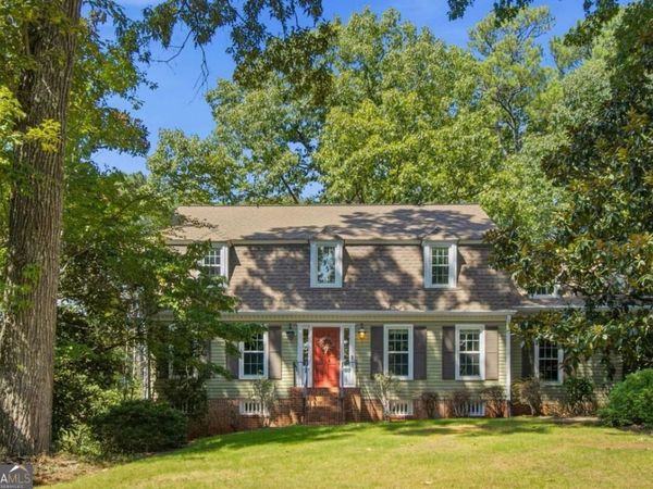 5087 Pine Bark Circle, Dunwoody, GA 30338