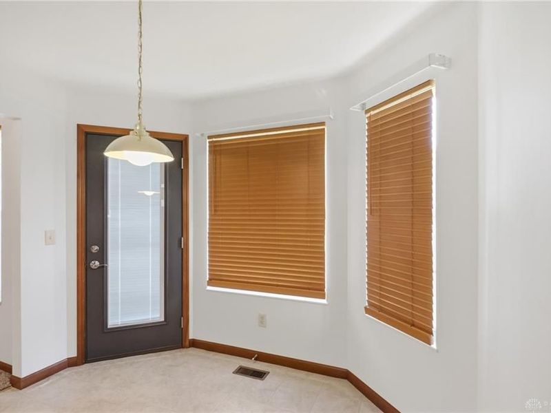 2300 Wilshire Drive, Piqua, OH 45356 Photo 17