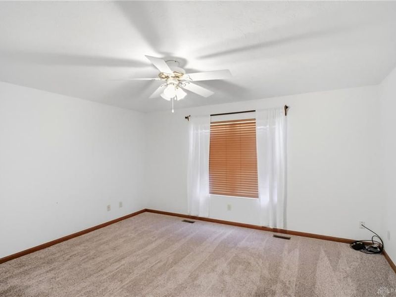 2300 Wilshire Drive, Piqua, OH 45356 Photo 18