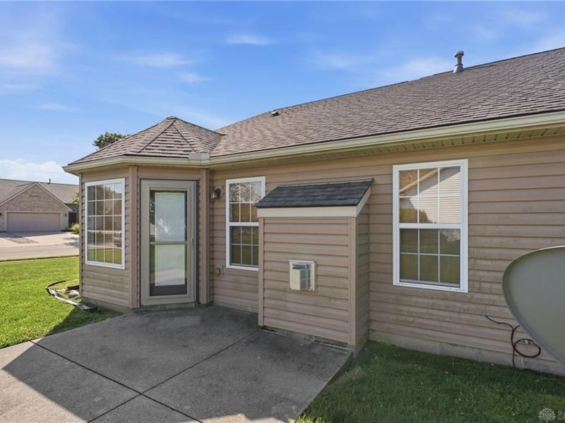 2300 Wilshire Drive, Piqua, OH 45356 Photo 33