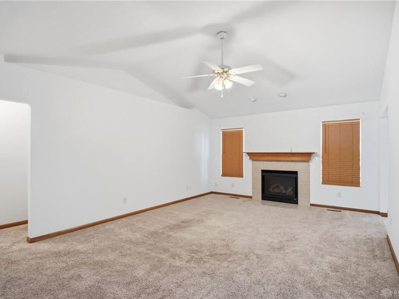 2300 Wilshire Drive, Piqua, OH 45356 Photo 8