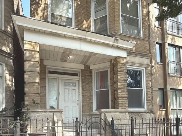 3044 W Jackson Boulevard, Unit 2, Chicago, IL 60612