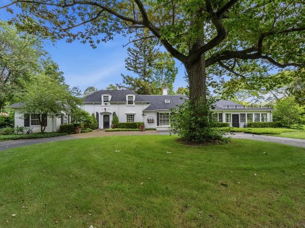 7861 N Regent COURT, Fox Point, WI 53217