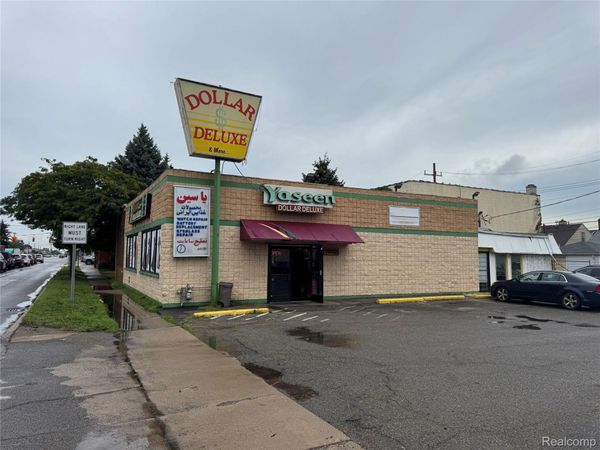 7052 Greenfield Road , Dearborn, Mi 48126