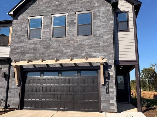 25023 Sprenger Drive, Cornelius, NC 28031