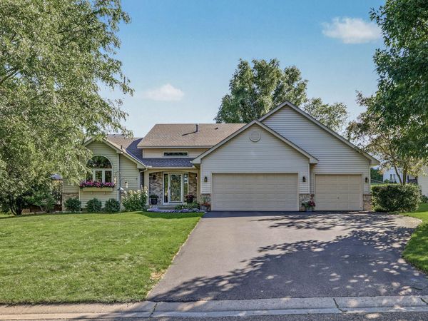 16080 Harmony Trail, Lakeville, MN 55044