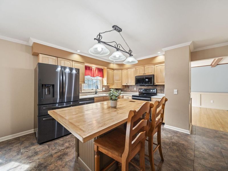 6909 Ardelle Drive, Reynoldsburg, OH 43068 Photo 5